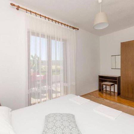 Apartments Spavalo 파그 외부 사진