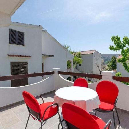 Apartments Spavalo 파그 외부 사진