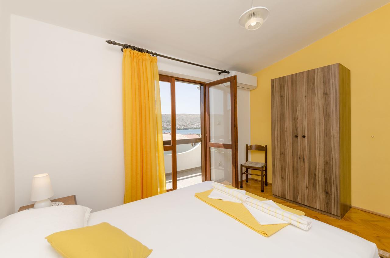 Apartments Spavalo 파그 외부 사진